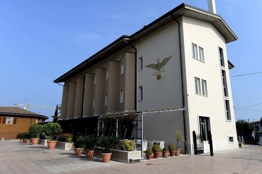 Hotel San Benedetto Peschiera del Garda Exterior foto